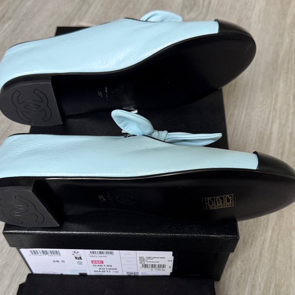 CHANEL Women's Light Blue and Black Flats with Bow - Picture 6 of 7